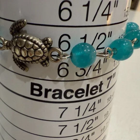Beaded Turtle Charm Bracelet - Picture 2 of 4